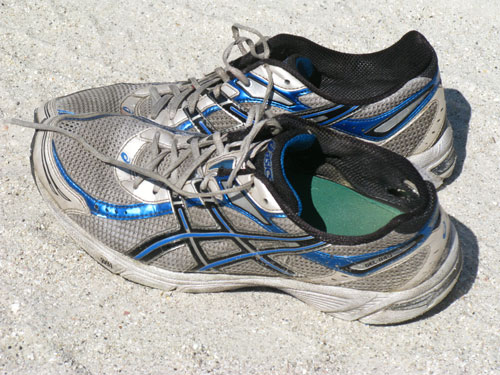 shoes for running on the beach