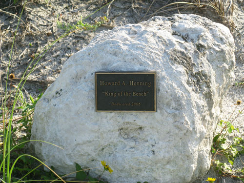 archibald park beach memorial to howard henning in madeira beach fl