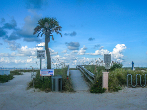 Start of a humid morning beach run on Treasure Island Beach FL.