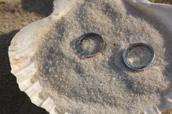 cheap beach wedding ideas for rings