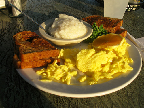 breakfast at ricky t's treasure island florida scrambled eggs and grits