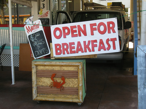 breakfast at crabbys sign