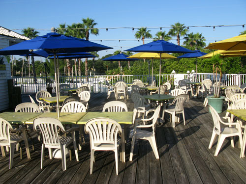 breakfast at jimmy guanas indian rocks beach fl outside seating on second floor patio deck