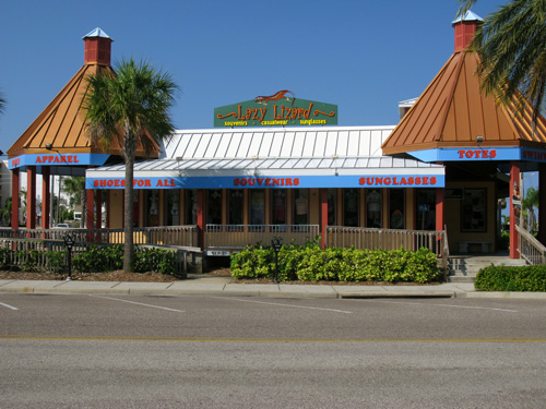 shopping at johns pass lazy lizard souvenir store