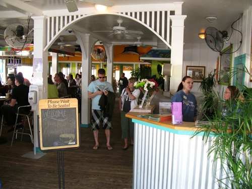 palm pavilion restaurant hostess desk