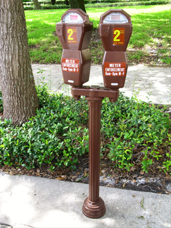 pioneer park has meters for parking in st petersburg fl