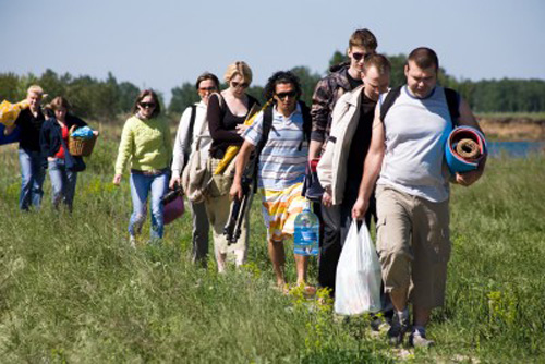 Hiking with a bunch or unorganized tourists is not part of the Vanabode lifestyle.