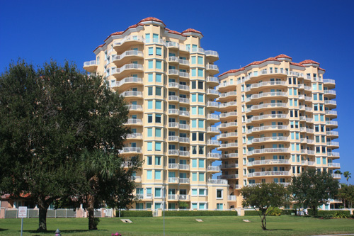 vinoy park is right across from the beautiful vinoy condos