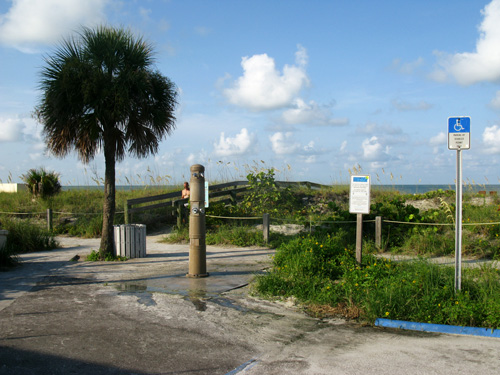 archibald park beach shower and walkover