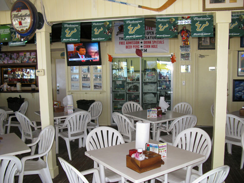 breakfast at caddys on gulf blvd in treasure island florida inside seating