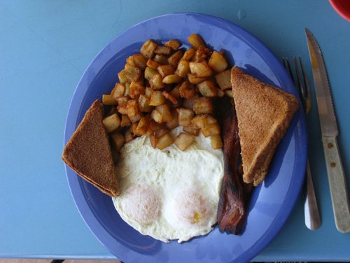 my girlfriends breakfast at crabbys