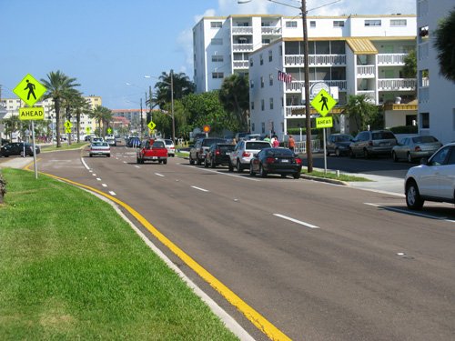 parking along gulf blvd for the mangos restaurant brunch on north redington beach fl