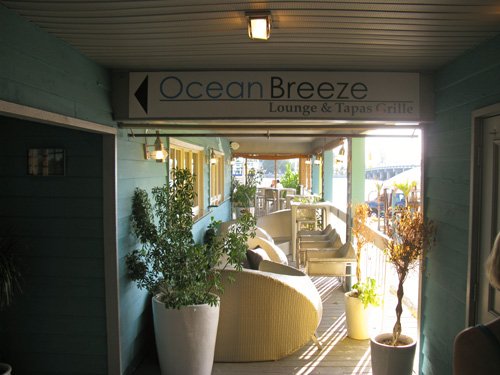 the ocean breeze restaurant walkway gives you an initial view of the intercoastal waterway