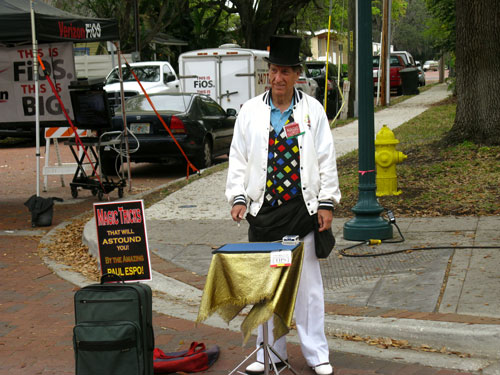 safety harbor florida chalk art contest street magician
