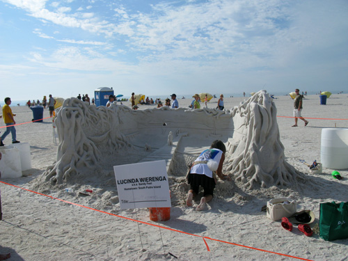 Lucinda Wierenga was a wonderful artist in the Treasure Island Sand Sculpture Contest.
