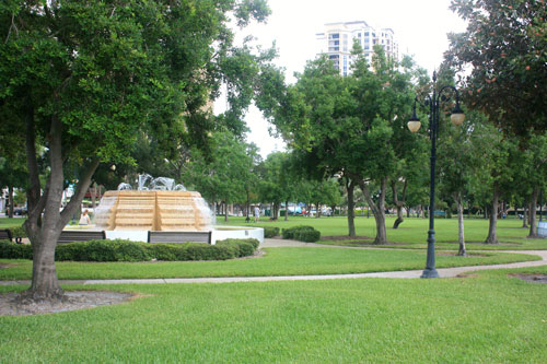 south straub park in st petersburg florida bicentennial water sculpture