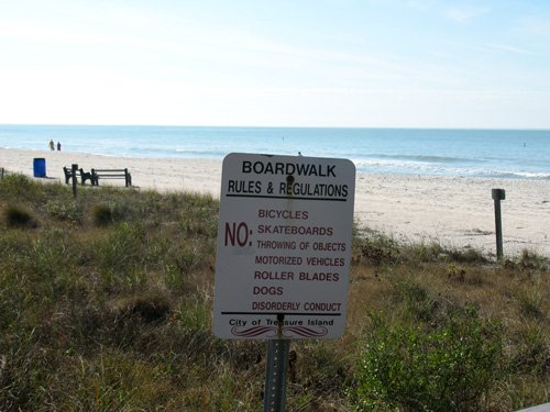 there's some rules to follow on the sunset beach scenic boardwalk